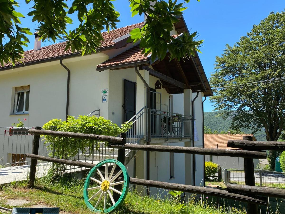 Bb Andre' Bed & Breakfast Vara Superiore Exterior photo